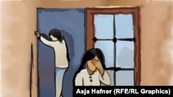 Pod pretnjom smrću, bez novca, oduzetih pasoša i sa samo jednim obrokom dnevno, dve žene su, prema svedočenju, svakodnevno bile prinuđene na seks sa do četiri muškarca svaka.