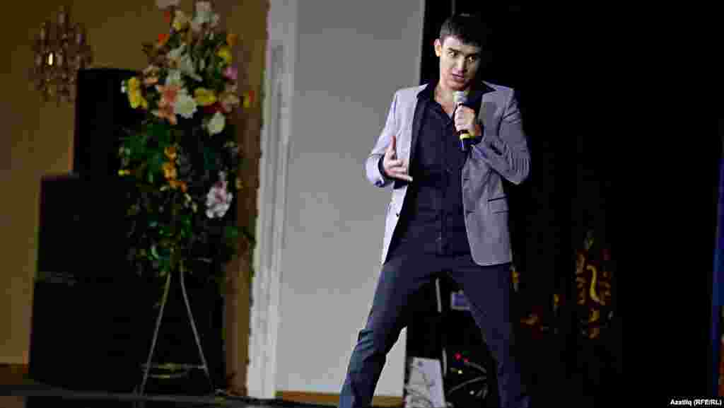 Данир - Айдар Галимов ролендә