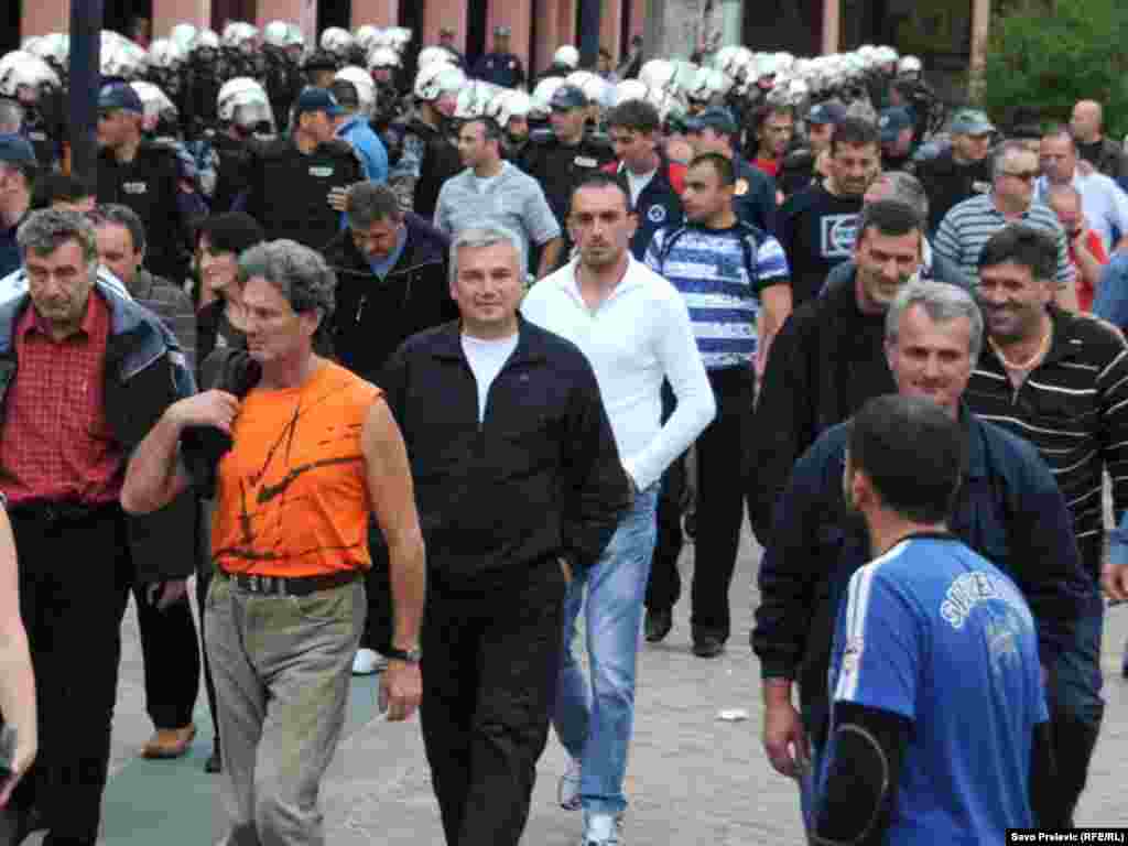 Protesti radnika Željezare Nikšić, 5. oktobar 2010, foto: Savo Prelević