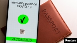 Pasport və vaksin şəhadətnaməsi