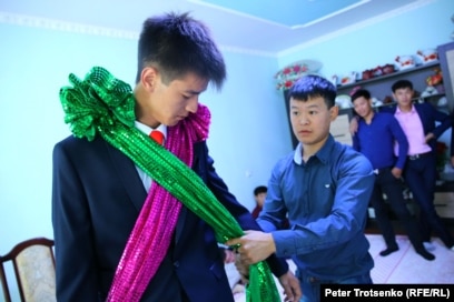 Орыс әйел үстемдігі порно видео онлайн