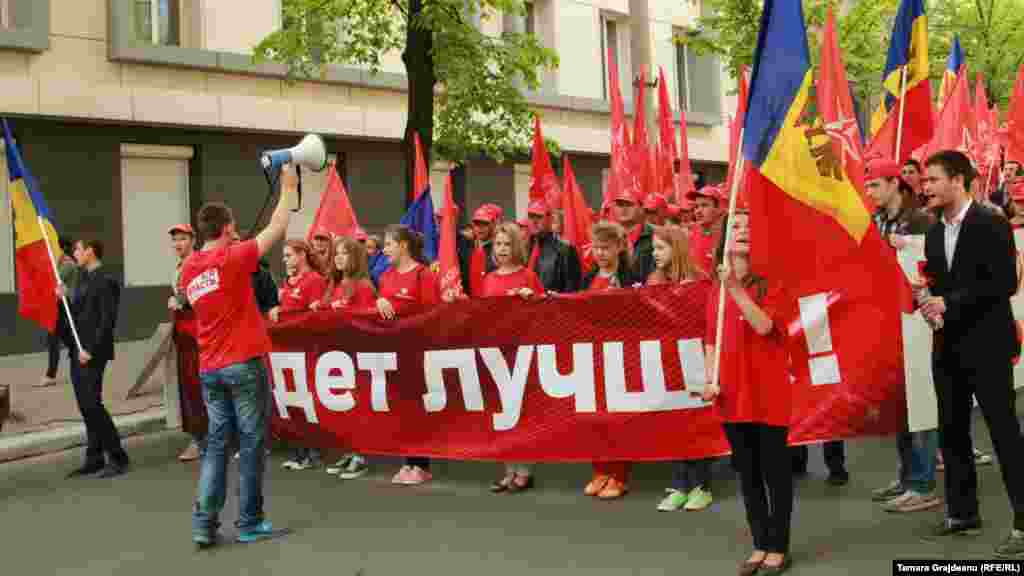 Moldova - 1st May Communists and Socialists on the streets, Chisinau