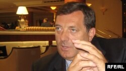 Milorad Dodik u razgovoru sa RSE novinarima u Pragu 