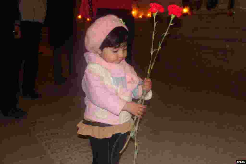 "Gül bayramına yox" #38