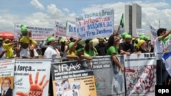 Demonstranti u Brazilu