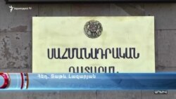 Փաշինյանն արձագանքել է Թովմասյանին ու ցուցադրել վերջինիս՝ իրեն նվիրած գրիչը, որն արժի 530 եվրո
