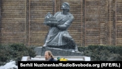 Кияни не втрачають оптимізму попри відсутність світла і тепла в оселях