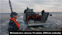 Vojna vježba „Velebit 18 – Združena snaga“