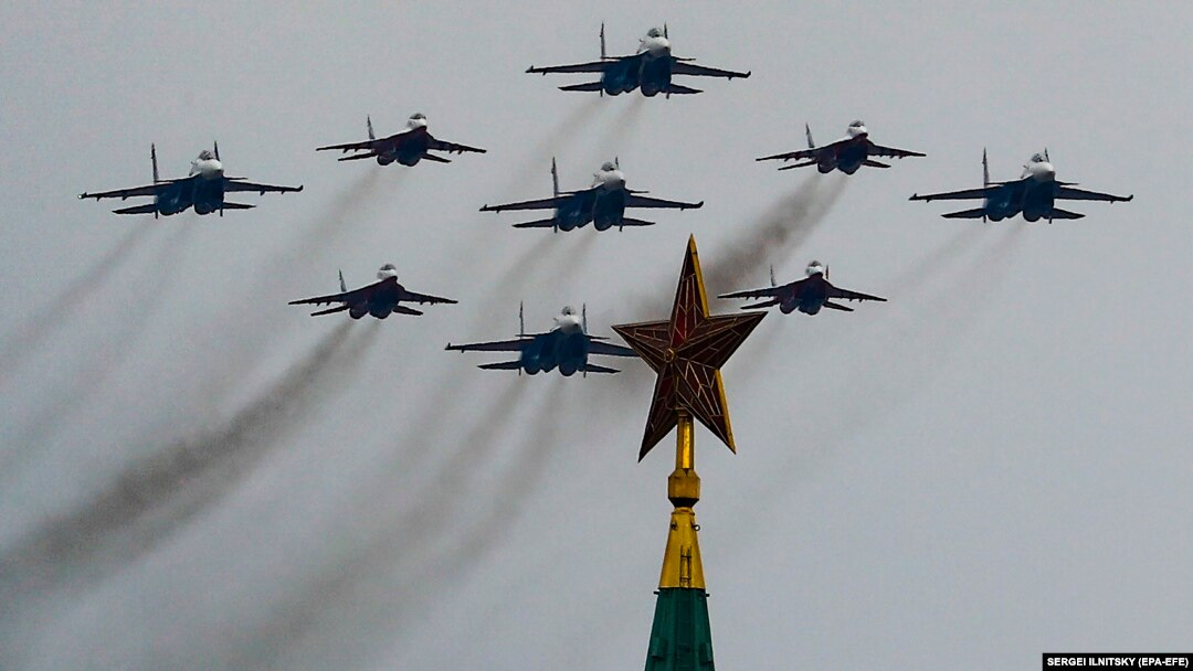 Росія не впускає можливості продемонструвати свою військову міць