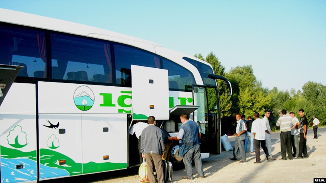 Bakıdan Naxçıvana avtobusla bir gedişin qiyməti təyyarədən təxminən 5 dəfə ucuzdur