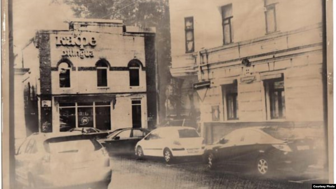 Кафе Bilingua. Кривоколенный переулок. Чистые пруды