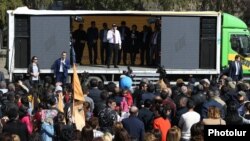 Armenia -- Prime Minister Nikol Pashinian speaks at a referendum campaign rally in Vayk, March 12, 2020.