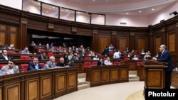 Armenia -- National Assembly holds an extraordinary session. 23Sept.,2019