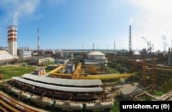 Завод "Азот" в Березниках, атакованный украинскими БПЛА осенью 2025 года