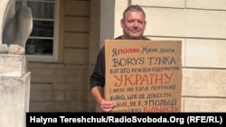 27 серпня поляк Борис Тинка приїхав із Кракова у Львів, щоб показати, за його словами, що переважна більшість поляків підтримує українців