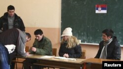 Pamje nga referendumi i serbëve në veri nëse i pranojnë institucionet e Republikës së Kosovës...