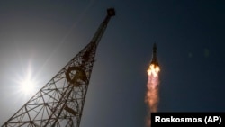 Орусиялык «Союз-2.1а» ракетасы «Союз МС-18» кемесин орбитага чыгаруу үчүн Байкоңур космос майданынан учурулду. 2021-жылдын 9-апрели.