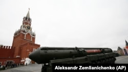 Modul actual de control al armamentelor nucleare este „profund disfuncțional” și ignoră cea mai mare amenințare - arsenalul nuclear secret al Chinei.