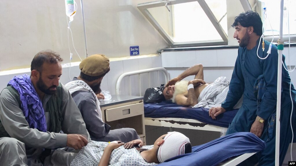 Заминларзаи вайронгар 200 нафарро дар Афғонистон куштааст