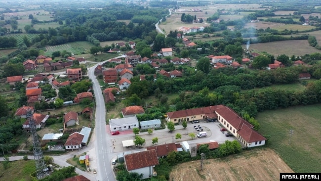 Paunoviq me pagë drejtoreshe në një institucion të mbyllur në Kosovë
