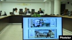 Armenia -- A presentation of the new composite banknotes of the third generation․ 22nov․, 2017