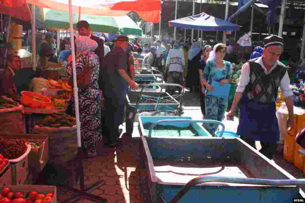 Дар орзуи арзонӣ #59