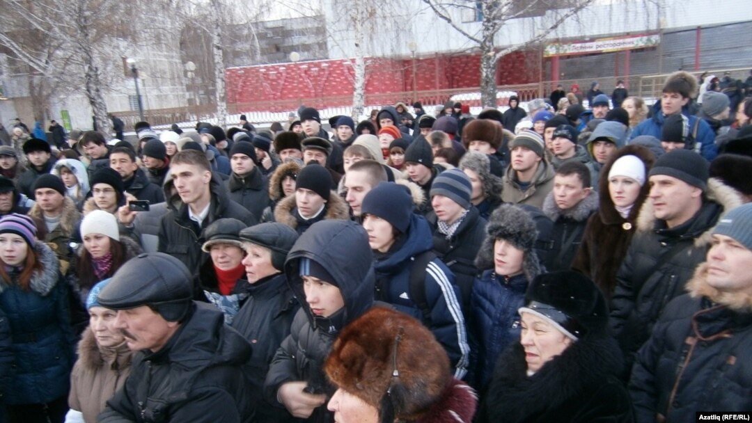 Гадел сайлау таләп итү. Чаллы, 10 декабрь 2011 ел