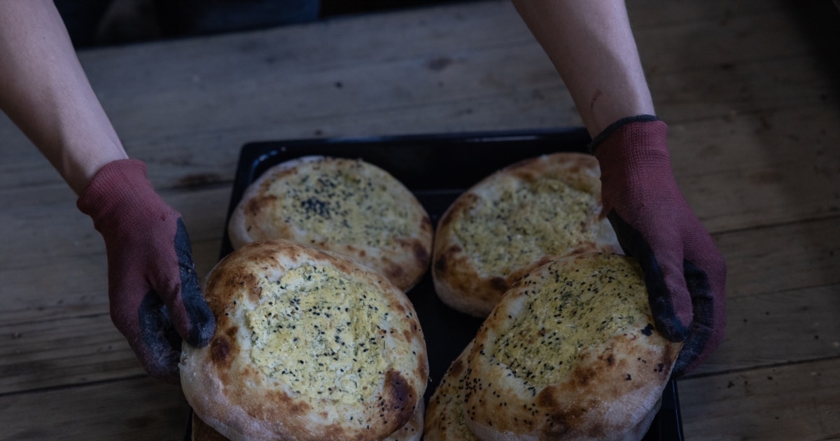 Aroma e pitalkës që tradicionalisht përcjell darkat e Ramazanit