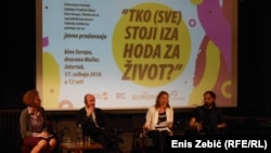 Panel o klerikalnim udrugama na Subversive festivalu u Zagrebu