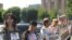 Родители жертв «1 марта» проводят акцию протеста перед ереванским офисом Совета Европы, 15 сентября 2011 г.