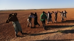 Siriýa jeňçileri parahatçylyk gepleşiklerini duruzdylar