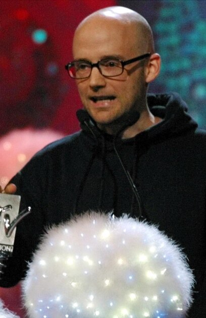 Той е едно от най големите имена в електронната музика Денс