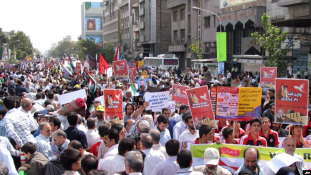 سپاه پاسداران در آستانه روز قدس نیز به معترضان هشدار داده بود، هشداری که از سوی حامیان جنبش سبز نادیده گرفته شد.