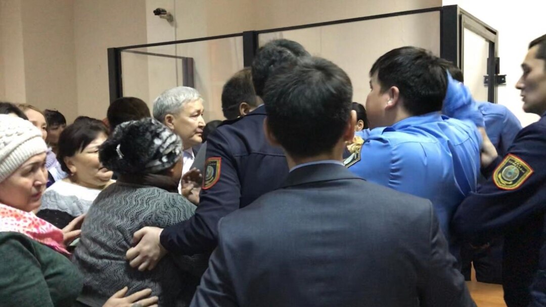 Жалғыз ана секс видео