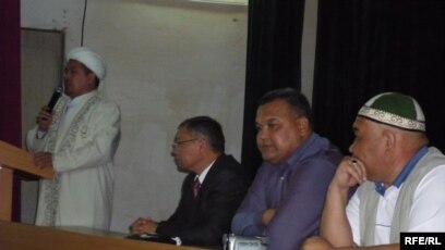 Жалаңаш хабардин әйел, расында.