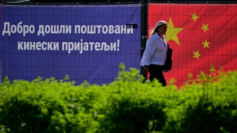 Liderul Chinei vizitează Serbia la 25 de ani de la bombardarea ambasadei chineze de către NATO