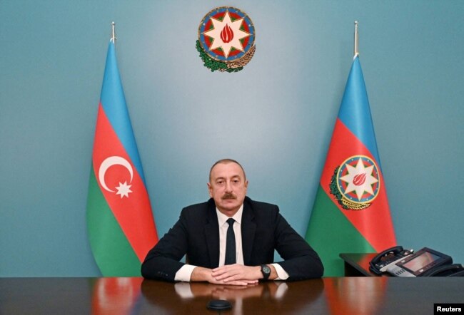Il presidente azerbaigiano Ilham Aliyev si rivolge alla nazione il 20 settembre dopo che Baku ha lanciato la sua offensiva nel Nagorno-Karbakh.